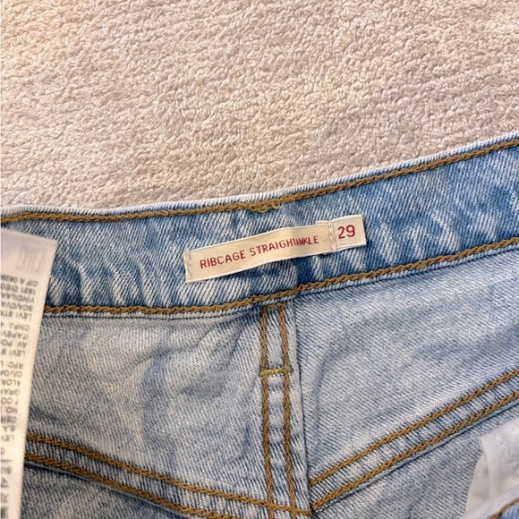 X REVOLVE Ribcage Straight Ankle in Jazz Time
LEVI'S
Color:Jazz Time
Size 29 - Picture 4 of 7